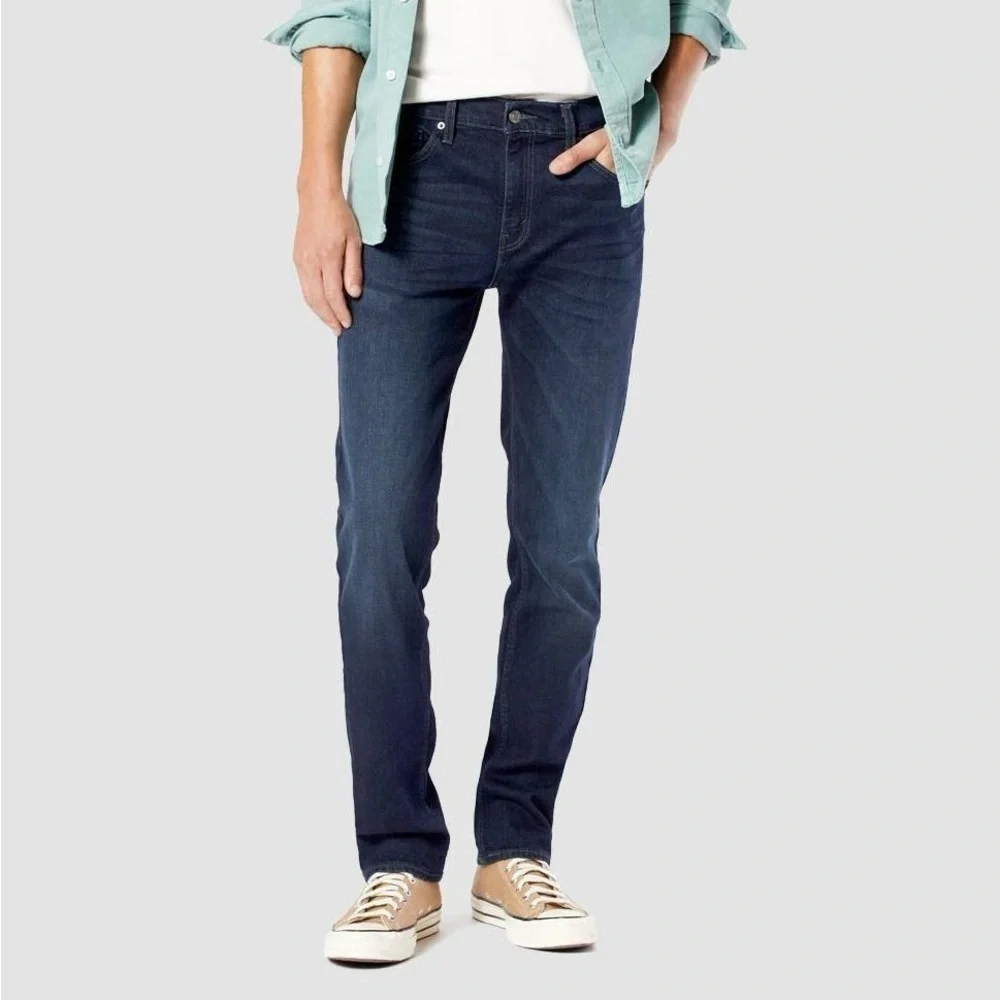 EUC DENIZEN® from Levi's® Men's 216™ Slim Fit Jeans 28/30